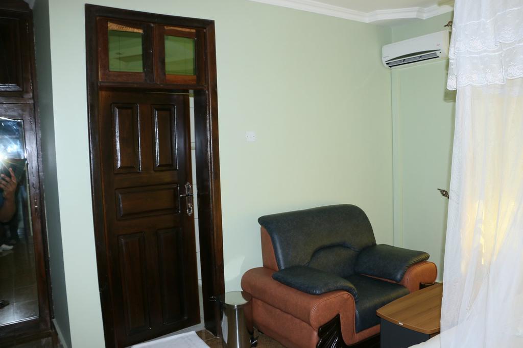 Naam Suite Motel (Adults Only) Dar es Salaam Room photo